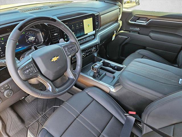 New 2026 Chevrolet Silverado 1500 High Country AWD/4WD image 3