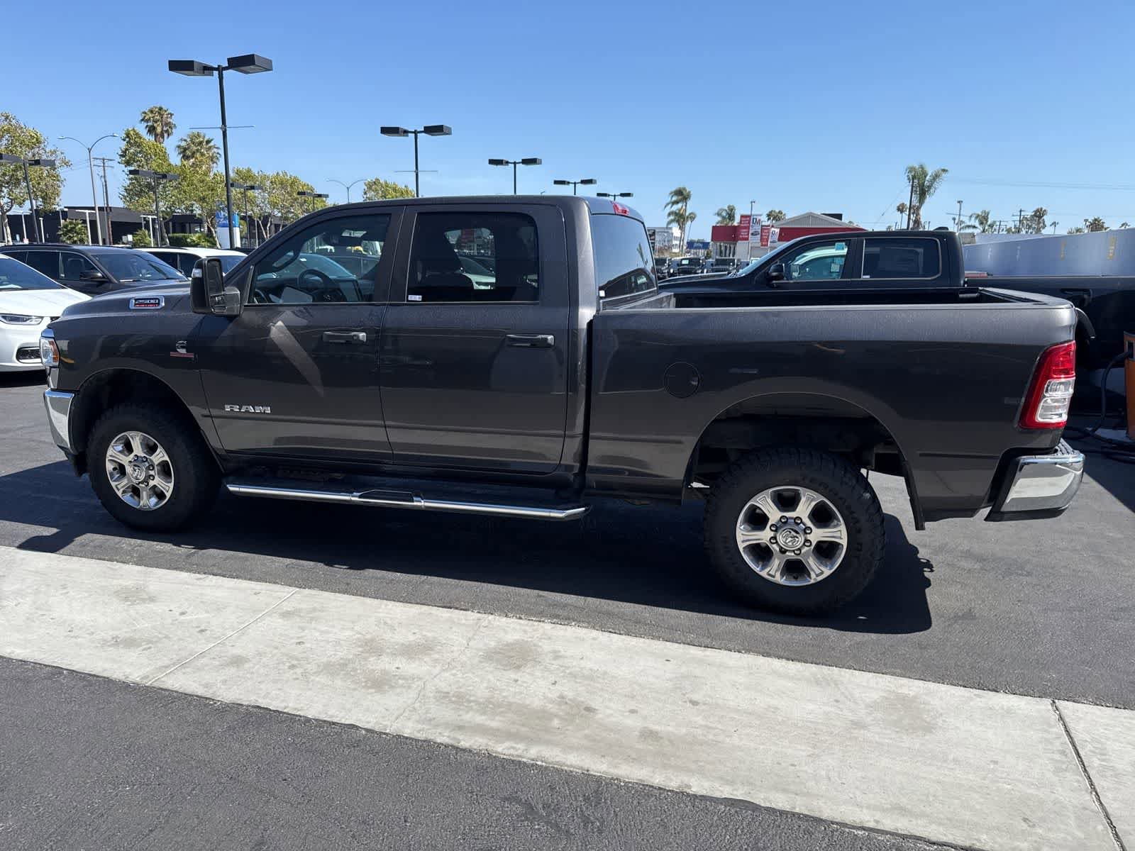 Used 2024 RAM 2500 Big Horn AWD/4WD image 4