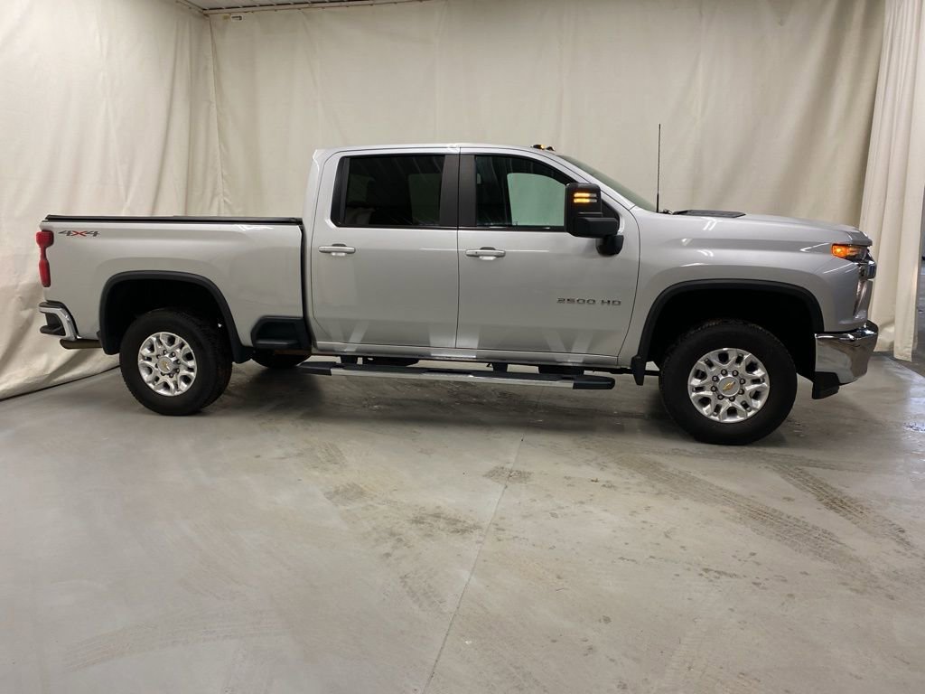 Used 2023 Chevrolet Silverado 2500 LT w/ Convenience Package image 9