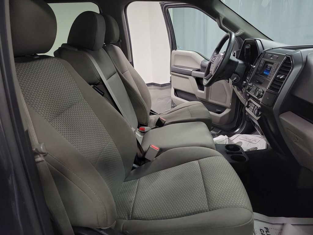 Used 2017 Ford F150 XLT image 25