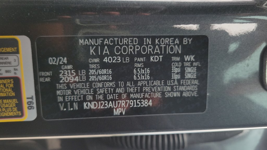 Used 2024 Kia Soul LX w/ Option Group 015 FWD image 23