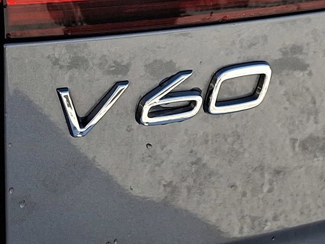 Used 2021 Volvo V60 T5 Cross Country w/ Climate Package image 31