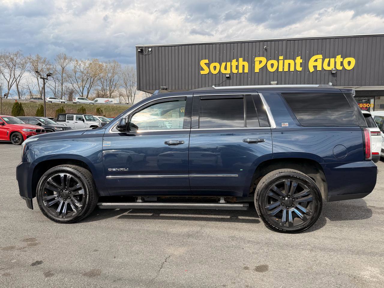 Used 2019 GMC Yukon Denali w/ Denali Ultimate Package image 8