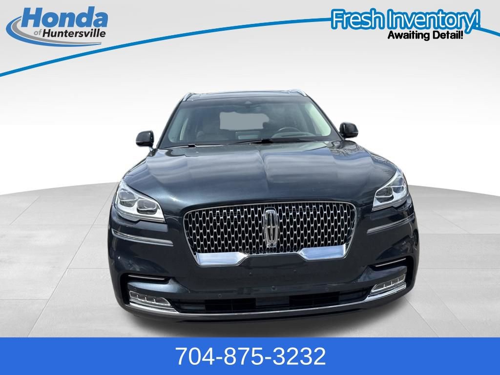 Used 2023 Lincoln Aviator Reserve w/ Equipment Group 201A image 3