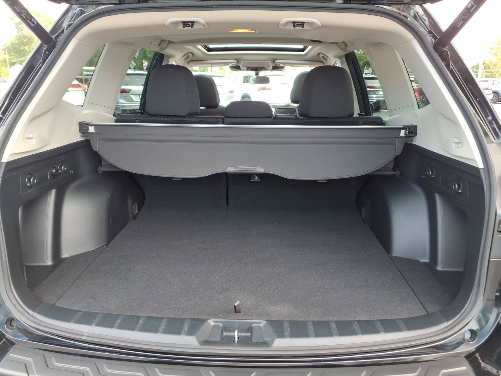 Used 2023 Subaru Forester Premium AWD/4WD image 14