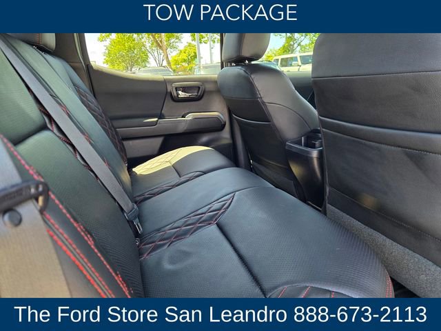 Used 2021 Toyota Tacoma TRD Off-Road w/ Technology Package AWD/4WD image 15