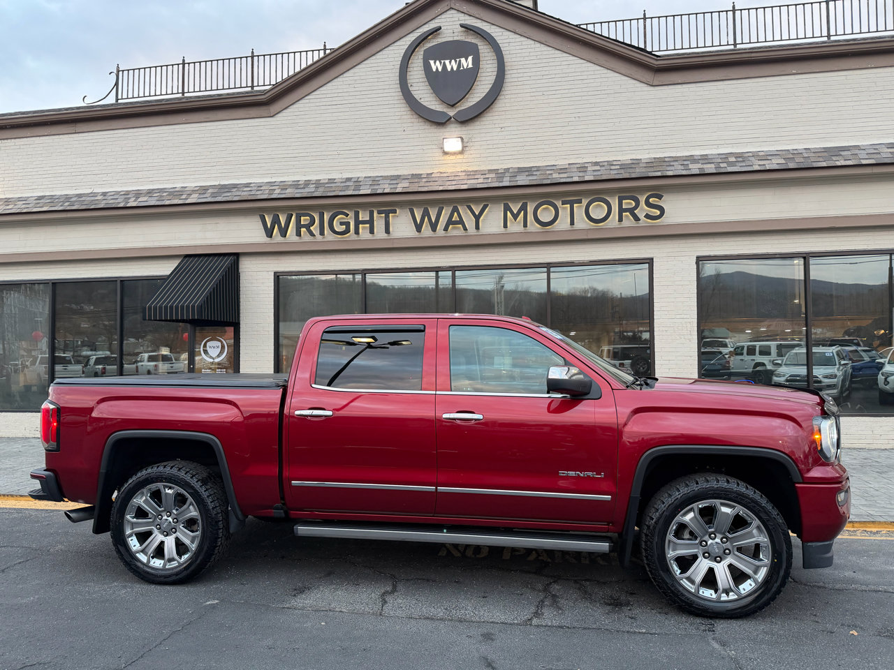 Used 2018 GMC Sierra 1500 Denali w/ Denali Ultimate Package image 2