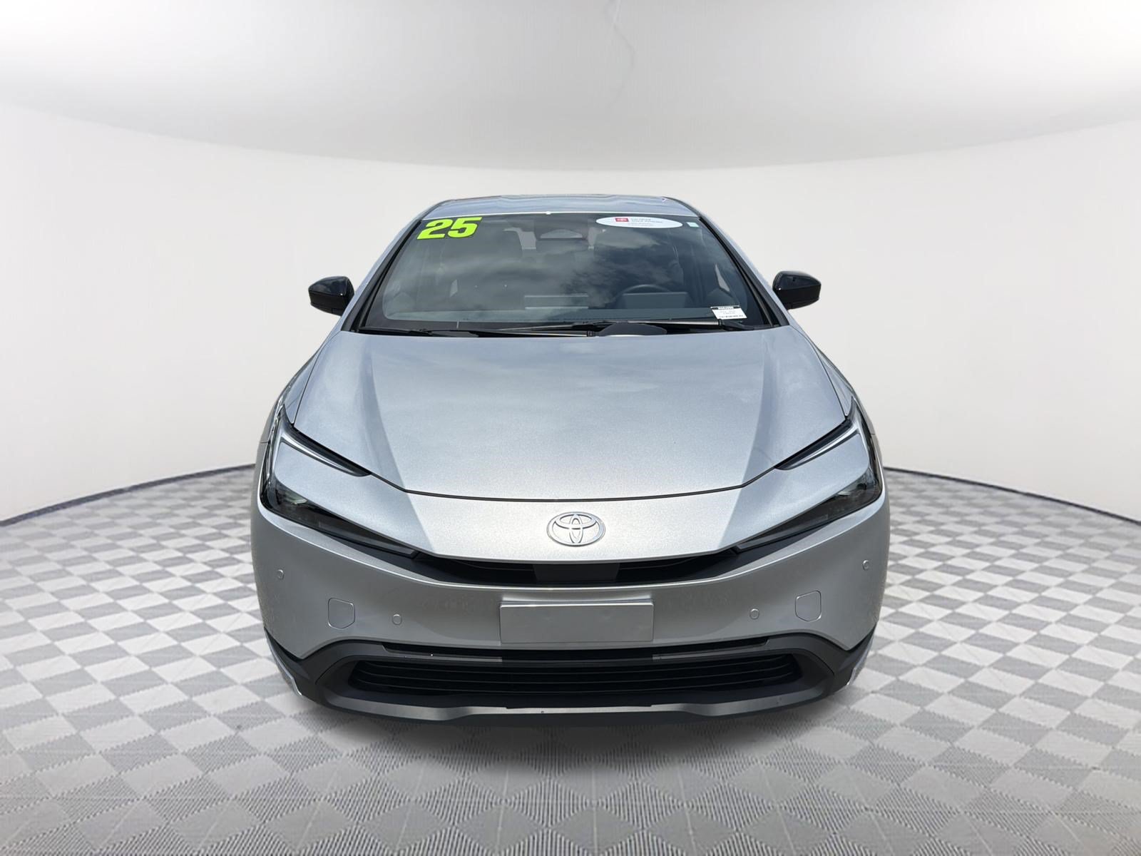 Certified 2025 Toyota Prius LE FWD video 2