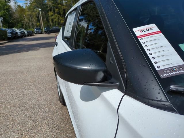 New 2025 Nissan Kicks Play S image 12