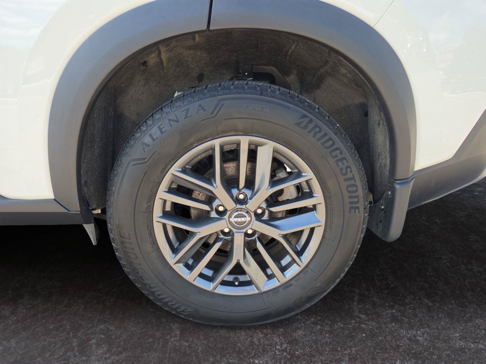 Used 2022 Nissan Rogue S FWD image 25
