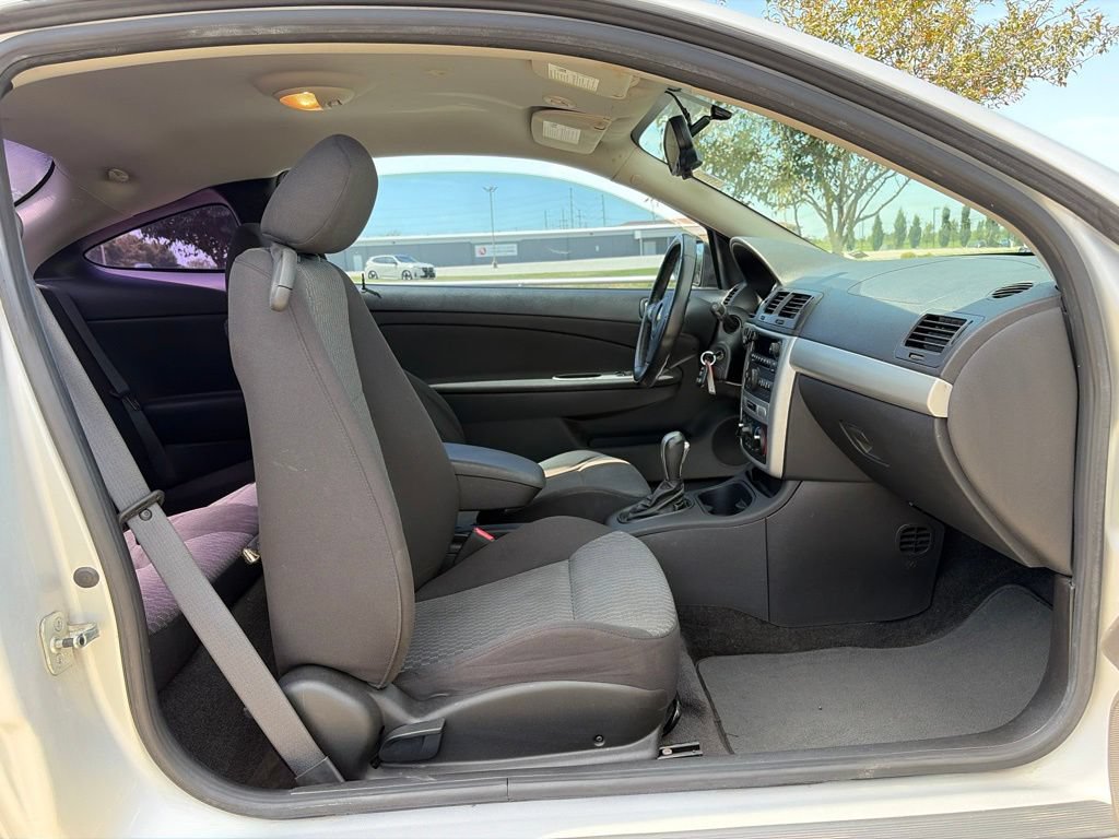 Used 2010 Chevrolet Cobalt LT w/ Preferred Equipment Group FWD image 21