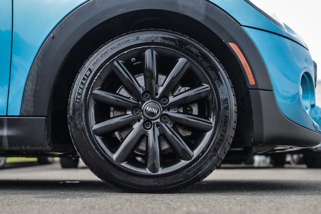 Used 2019 MINI Cooper S FWD image 32
