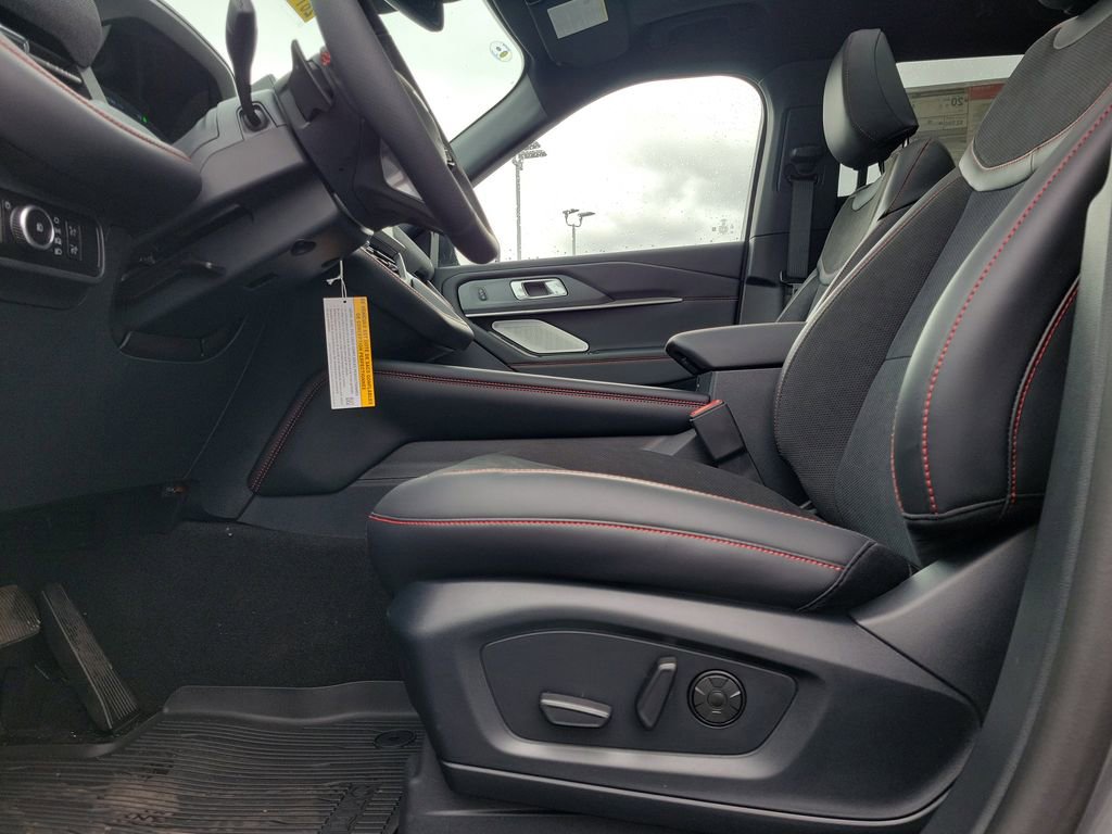 New 2026 Ford Explorer ST w/ Sun And Sound Package image 18