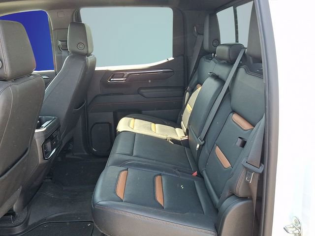 Used 2023 GMC Sierra 1500 AT4 w/ AT4 Premium Package AWD/4WD image 6