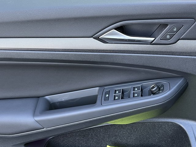 New 2026 Volkswagen GTI SE FWD image 21