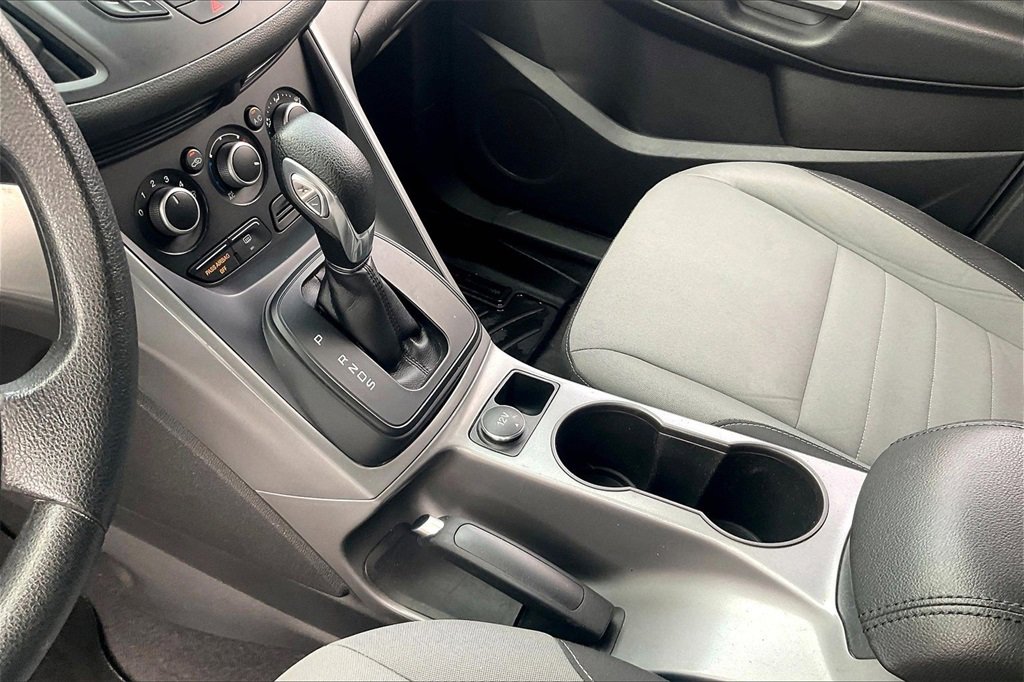 Used 2015 Ford Escape SE image 15