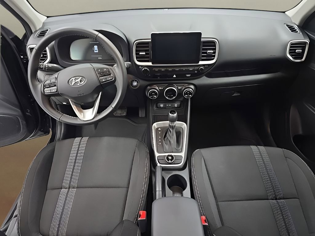 Certified 2024 Hyundai Venue SEL image 21