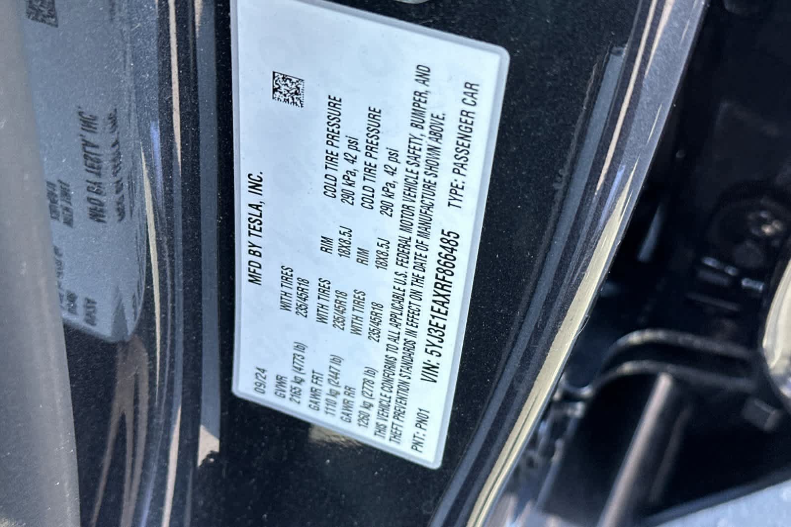Used 2024 Tesla Model 3 Standard Range RWD image 33