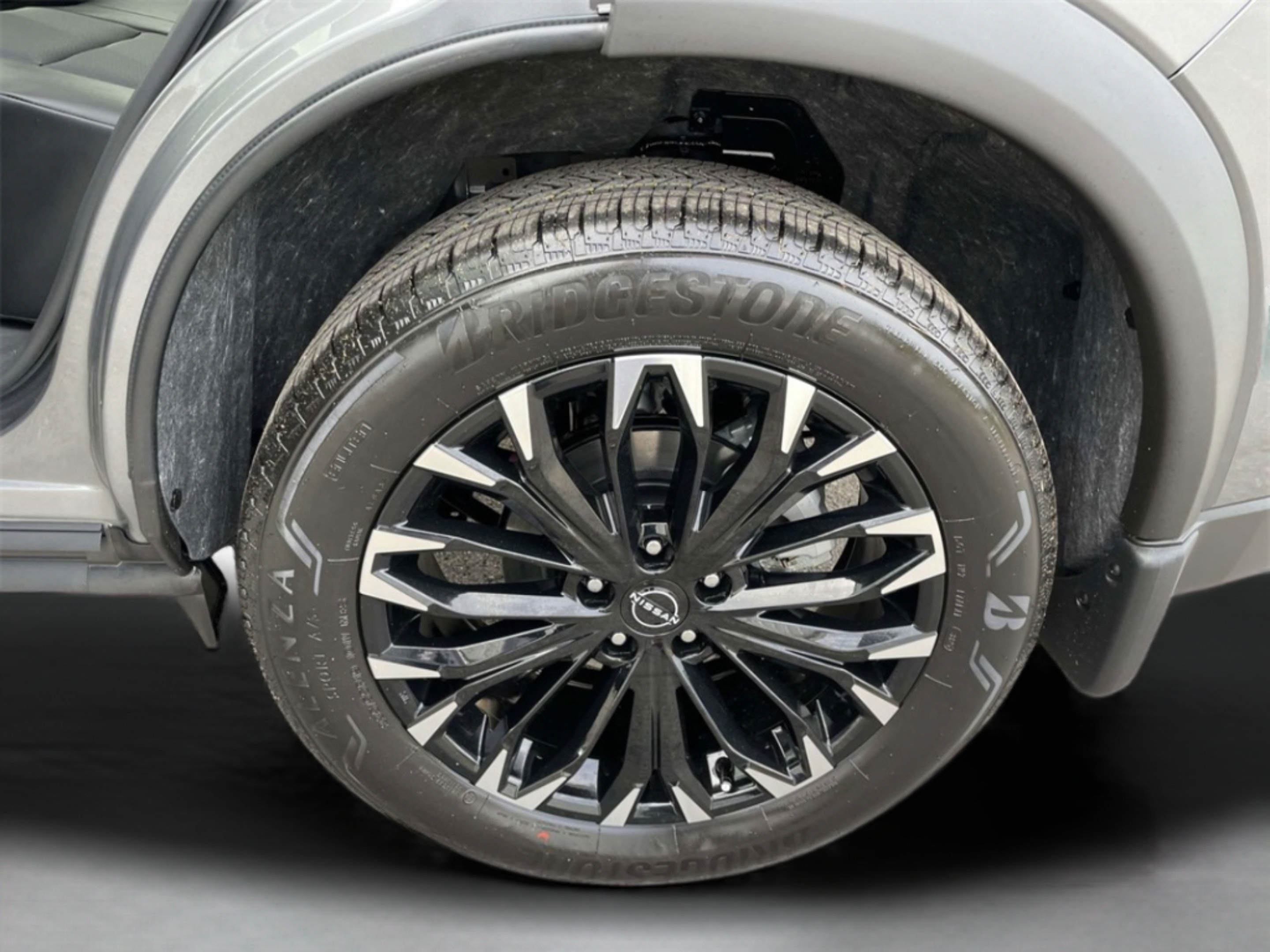 New 2026 Nissan Rogue Dark Armor AWD/4WD image 12