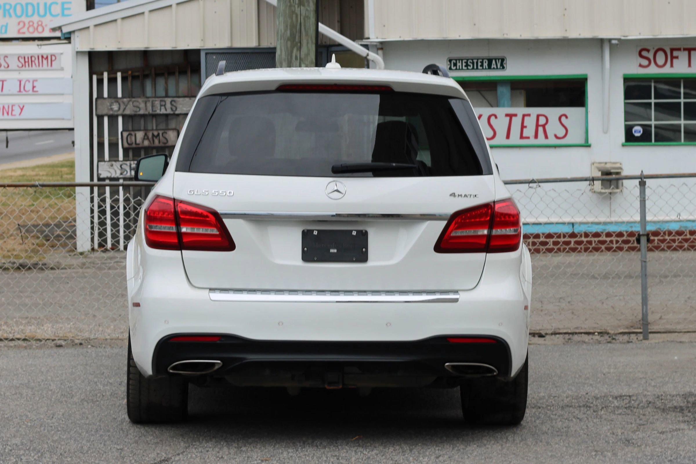 Used 2018 Mercedes-Benz GLS 550 4MATIC w/ Driver Assistance Package image 7