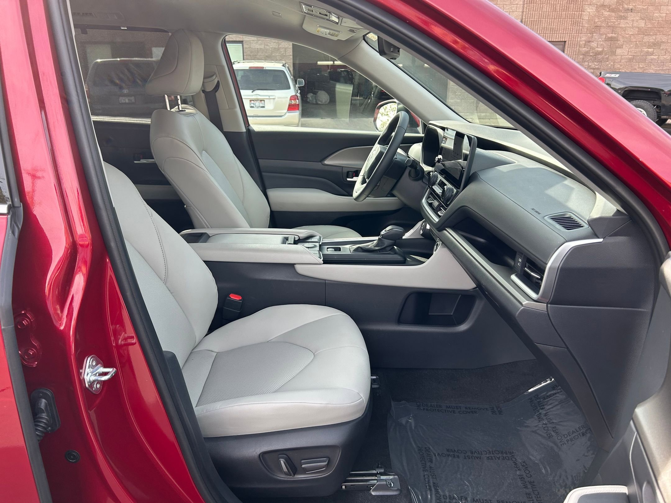 Certified 2025 Toyota Grand Highlander AWD image 34