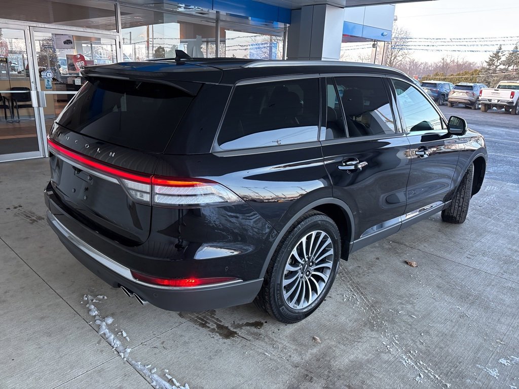 Used 2024 Lincoln Aviator Reserve image 5