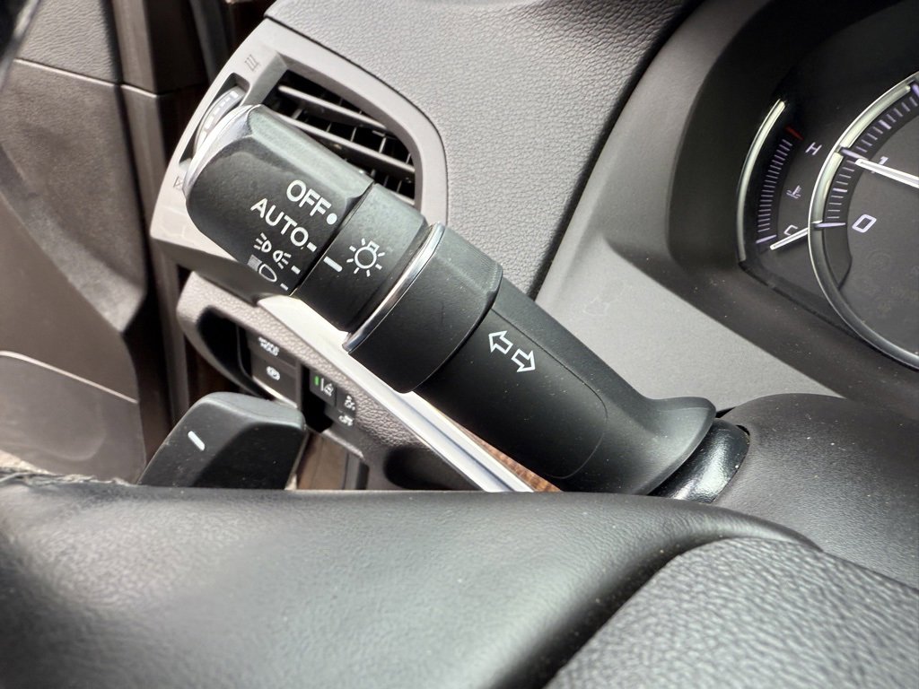 Used 2019 Acura MDX SH-AWD image 35