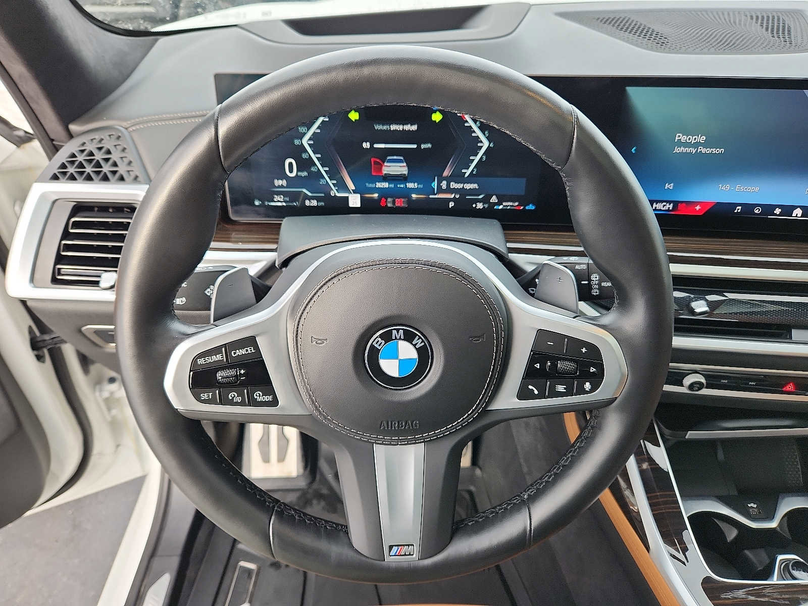 Certified 2024 BMW X7 xDrive40i w/ M Sport Package image 19