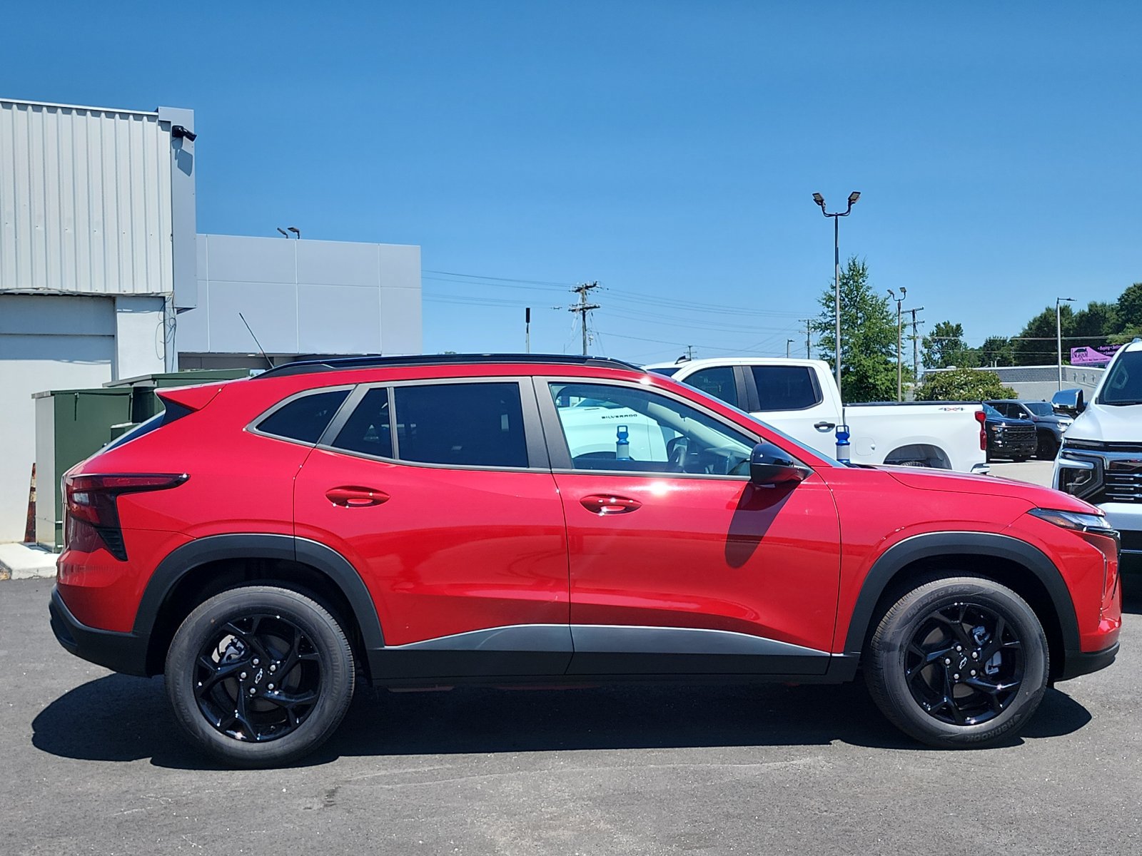 New 2026 Chevrolet Trax LT w/ Driver Confidence Package FWD image 6