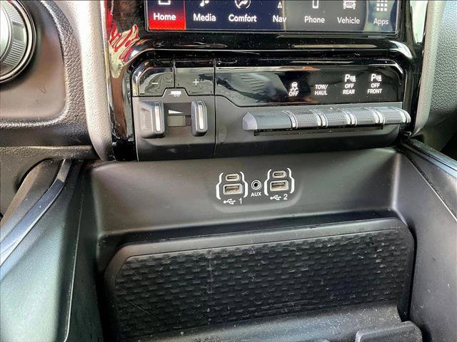 Used 2024 RAM 1500 Laramie AWD/4WD image 25