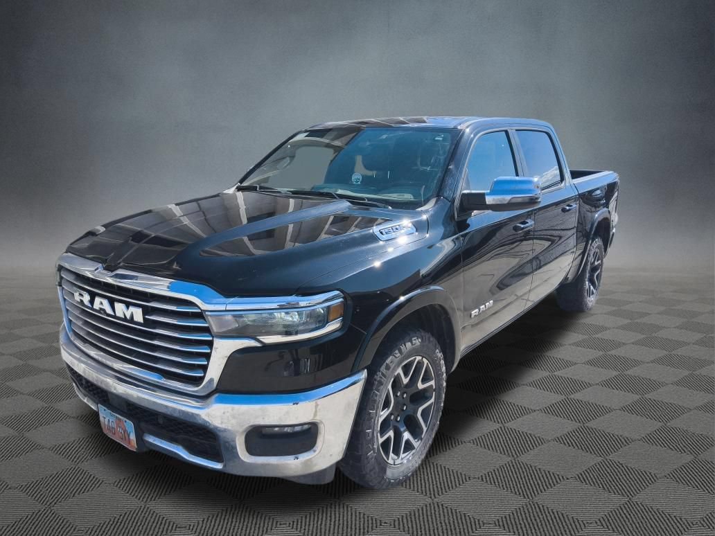 Used 2025 RAM 1500 Laramie AWD/4WD image 8