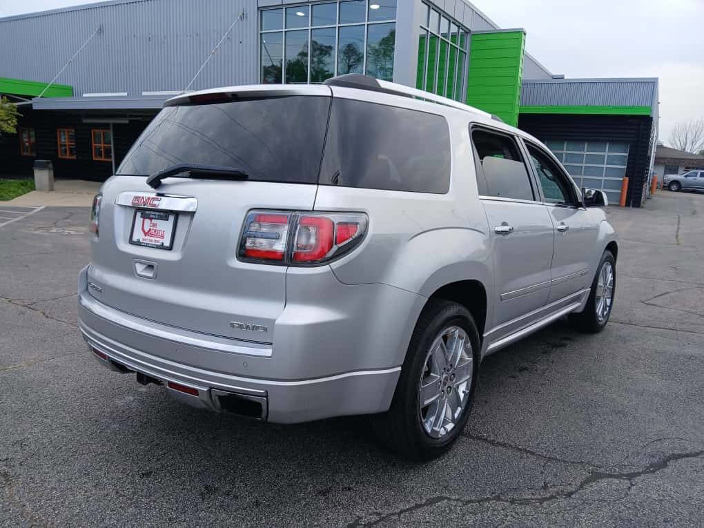 Used 2014 GMC Acadia Denali image 4