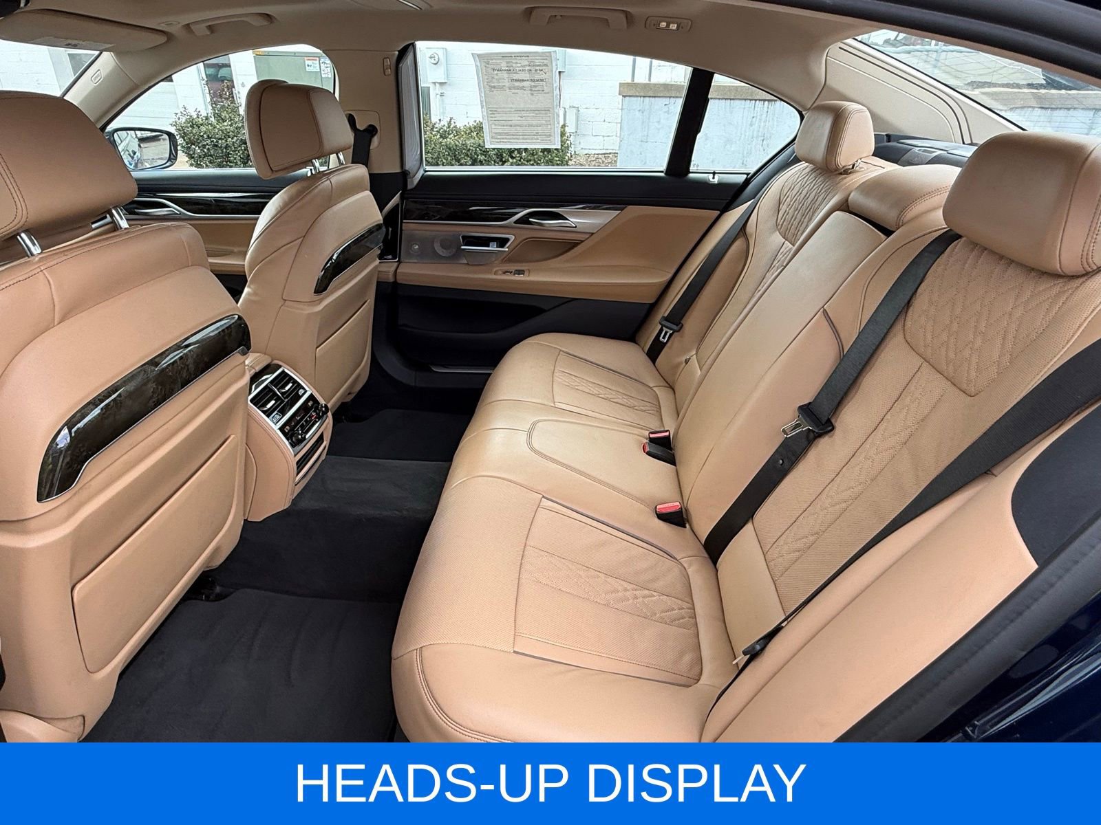 Used 2021 BMW 750i xDrive w/ Executive Package image 20