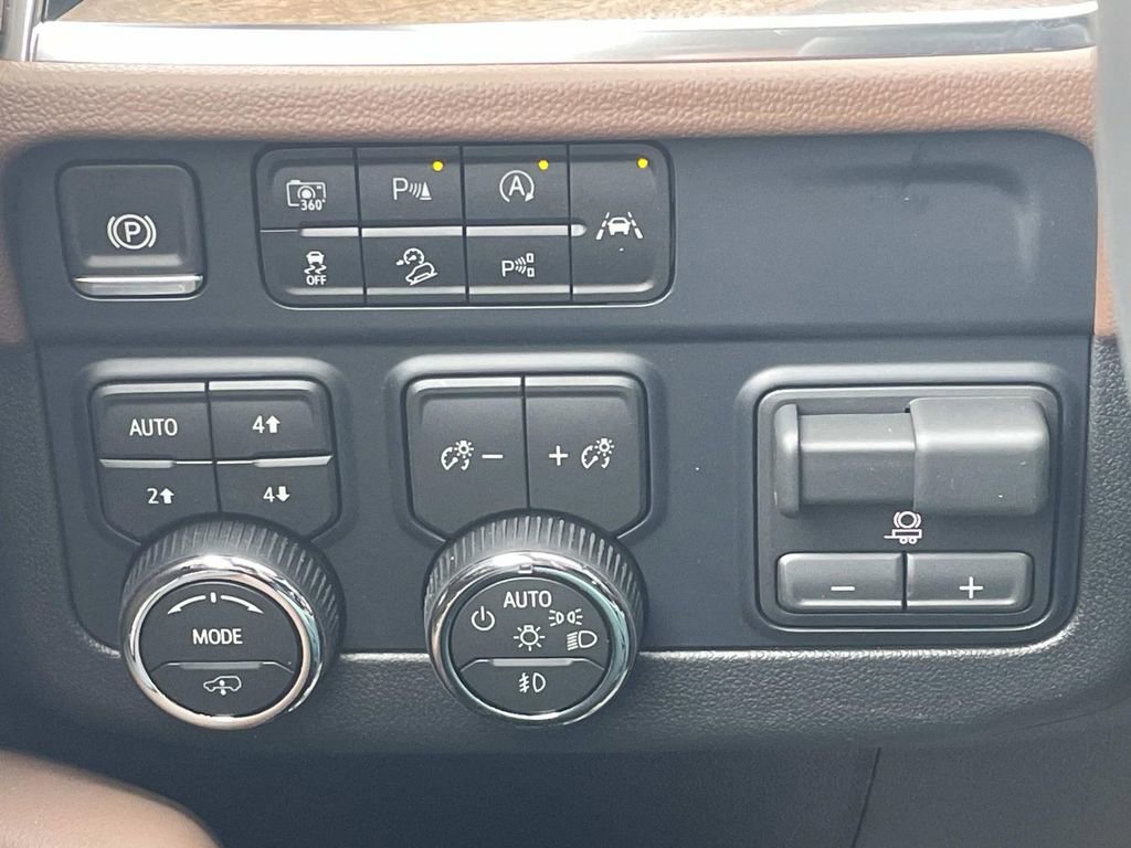 New 2026 Chevrolet Tahoe High Country image 34