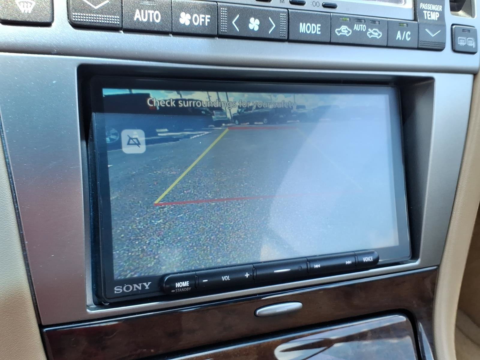 Used 2009 Lexus SC 430 Convertible RWD image 11