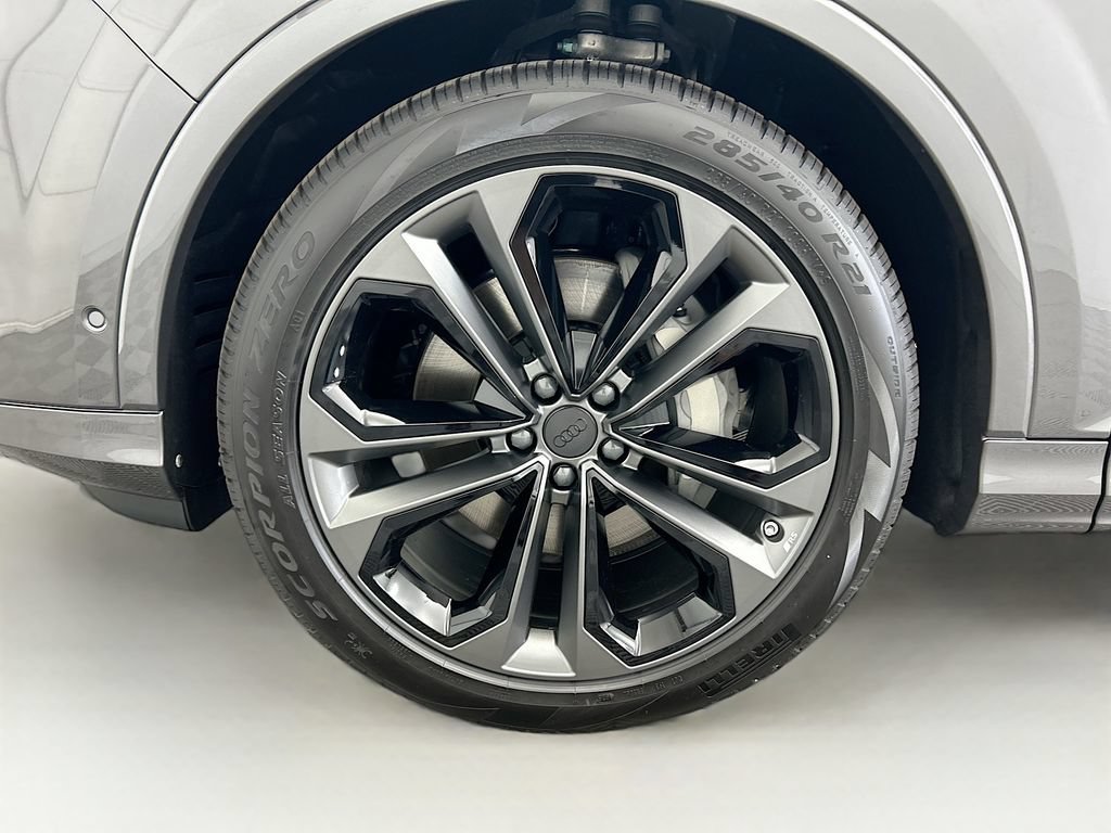 Used 2026 Audi Q7 3.0T Premium Plus w/ Premium Plus Package AWD/4WD image 31