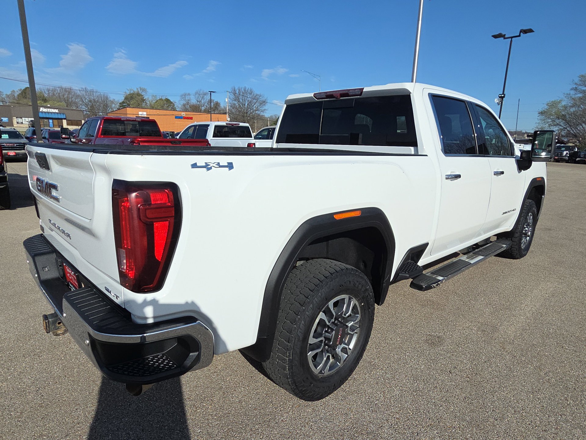 Used 2021 GMC Sierra 2500 SLT w/ SLT Premium Package image 10