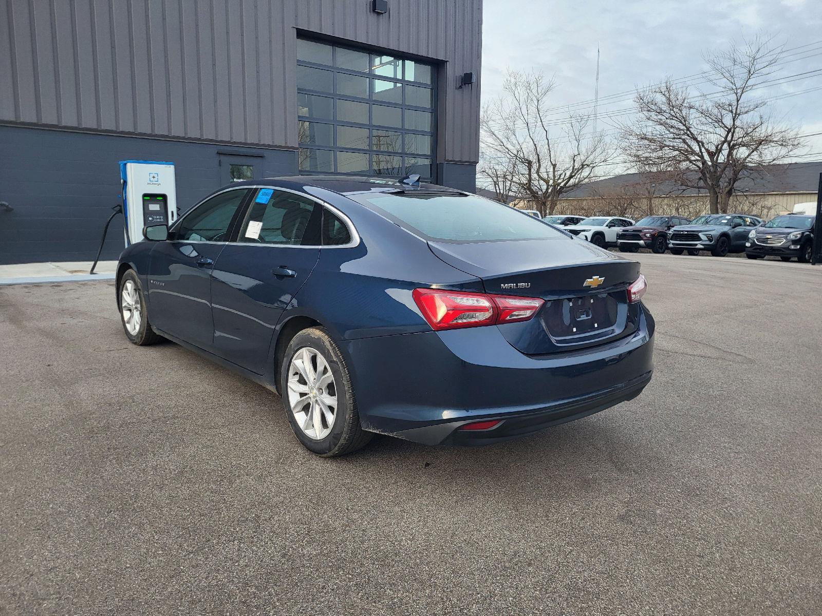 Used 2022 Chevrolet Malibu LT image 5