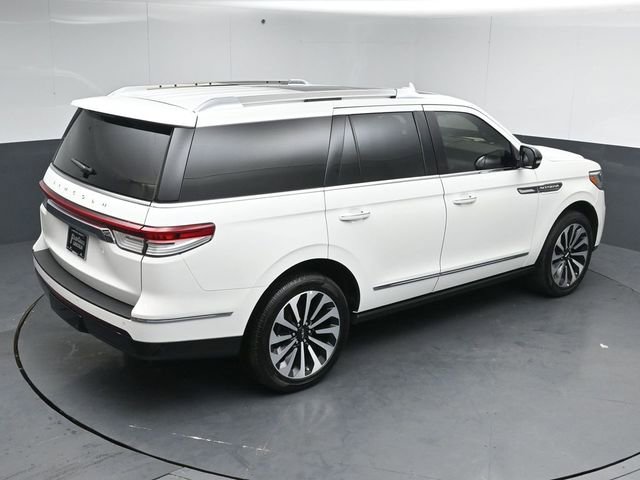 Used 2024 Lincoln Navigator Reserve image 53