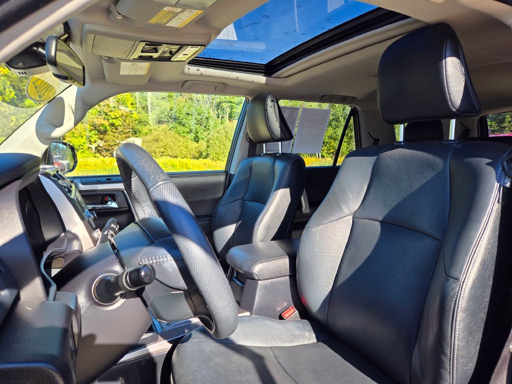 Used 2021 Toyota 4Runner Limited RWD image 13