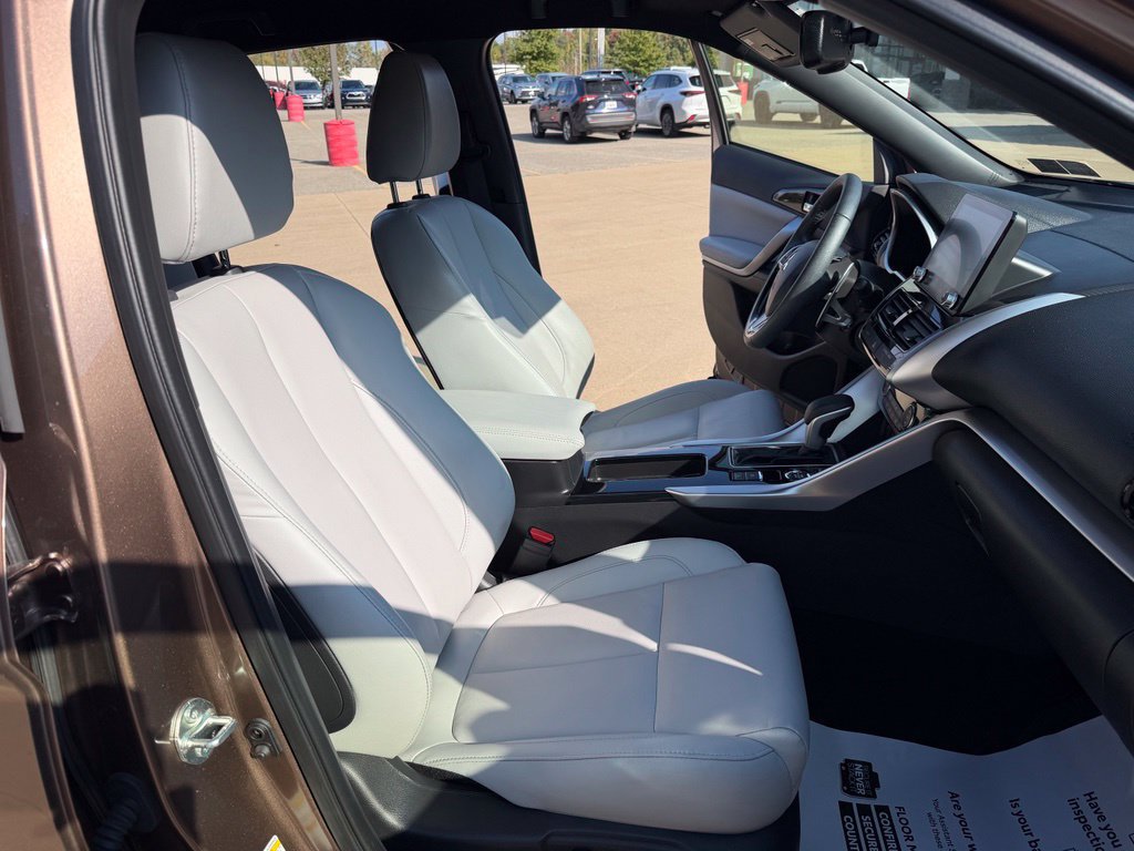 Used 2024 Mitsubishi Eclipse Cross SEL AWD/4WD image 36