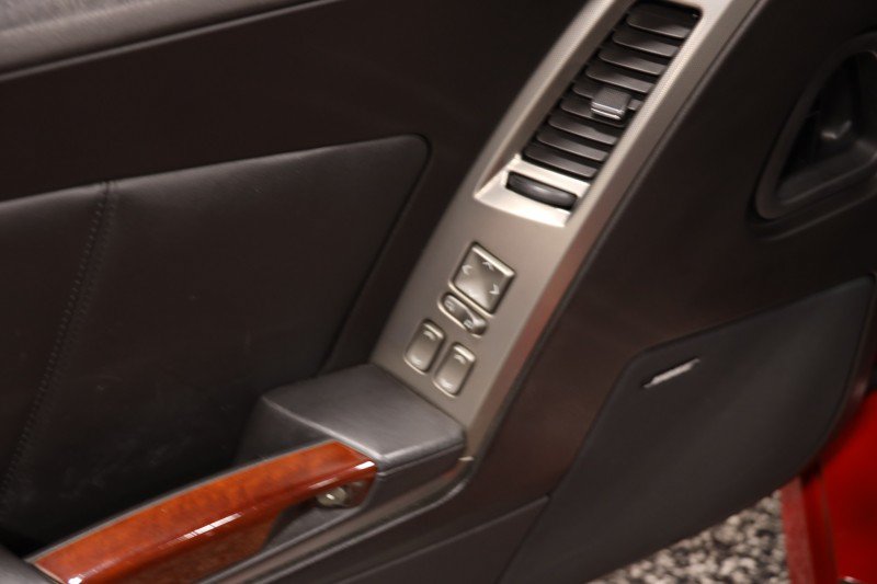 Used 2007 Cadillac XLR RWD image 61