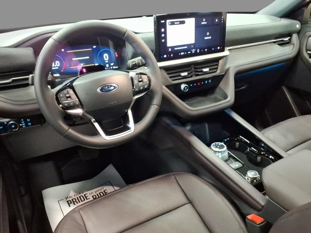 Used 2026 Ford Explorer Platinum w/ LUX Leather Package AWD/4WD image 14
