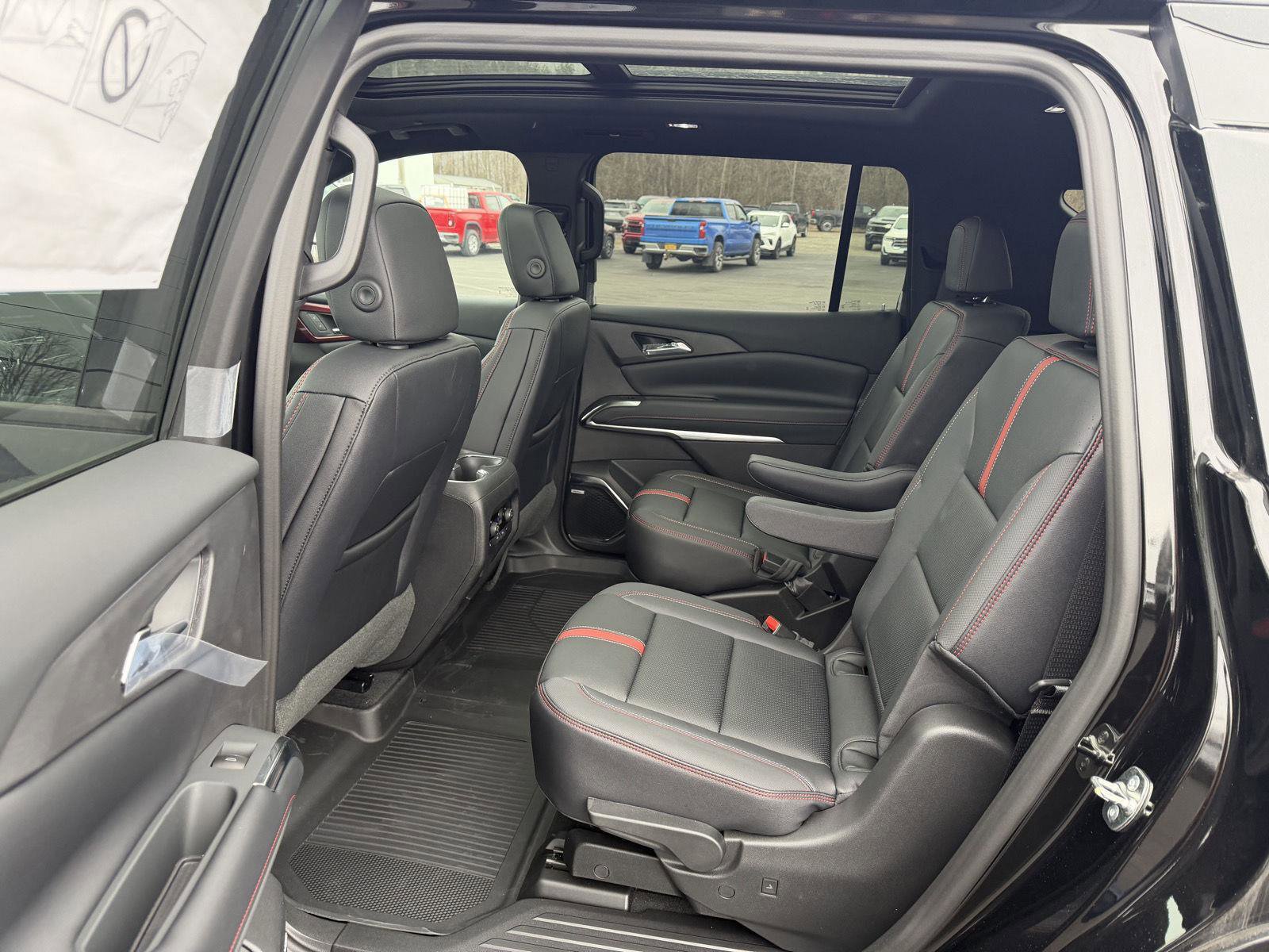 New 2026 Chevrolet Traverse RS image 13