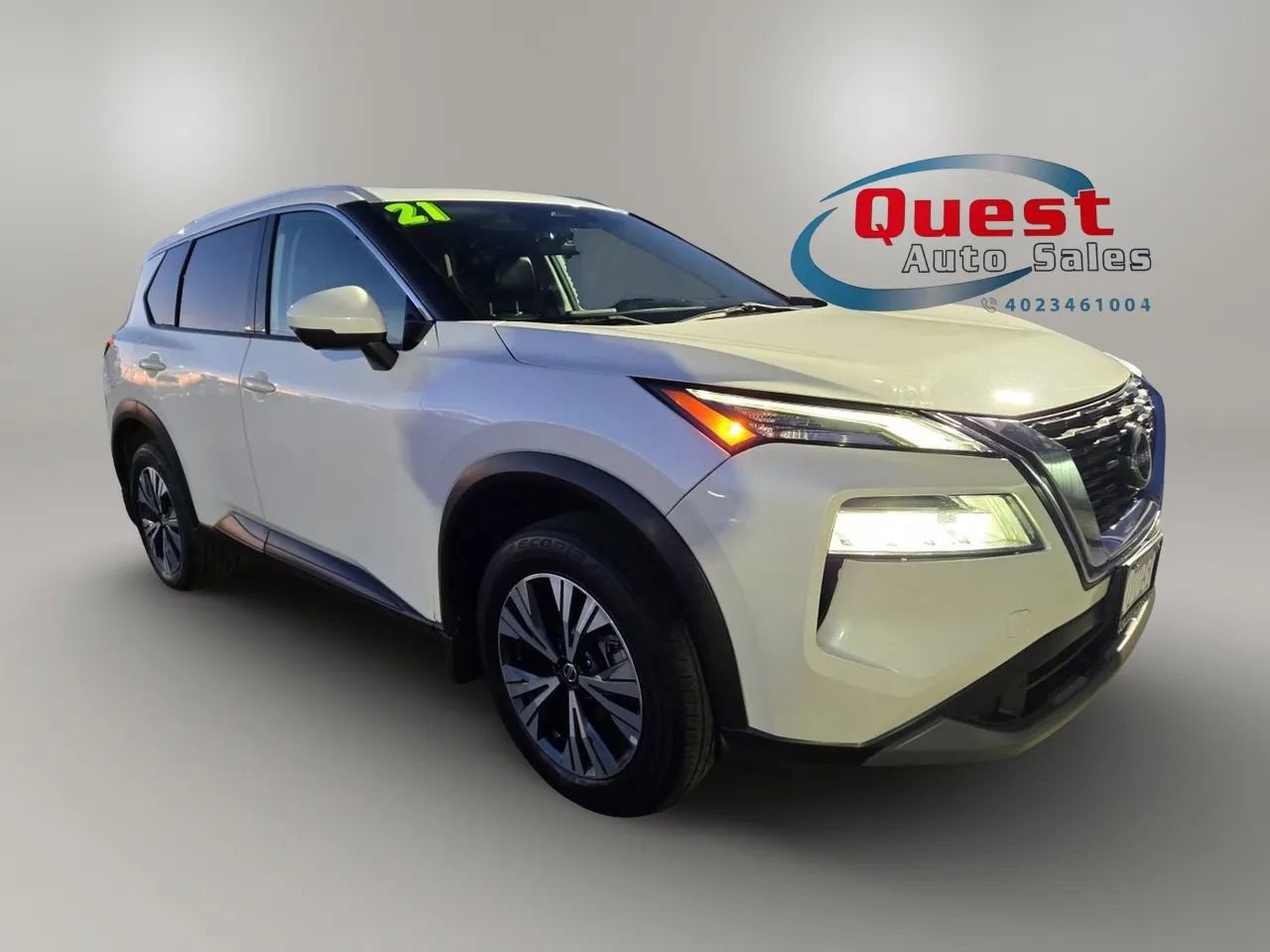 Used 2021 Nissan Rogue SV w/ Premium Package AWD/4WD image 1