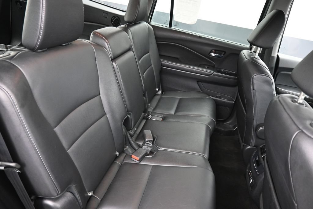 Used 2017 Honda Pilot Touring image 46