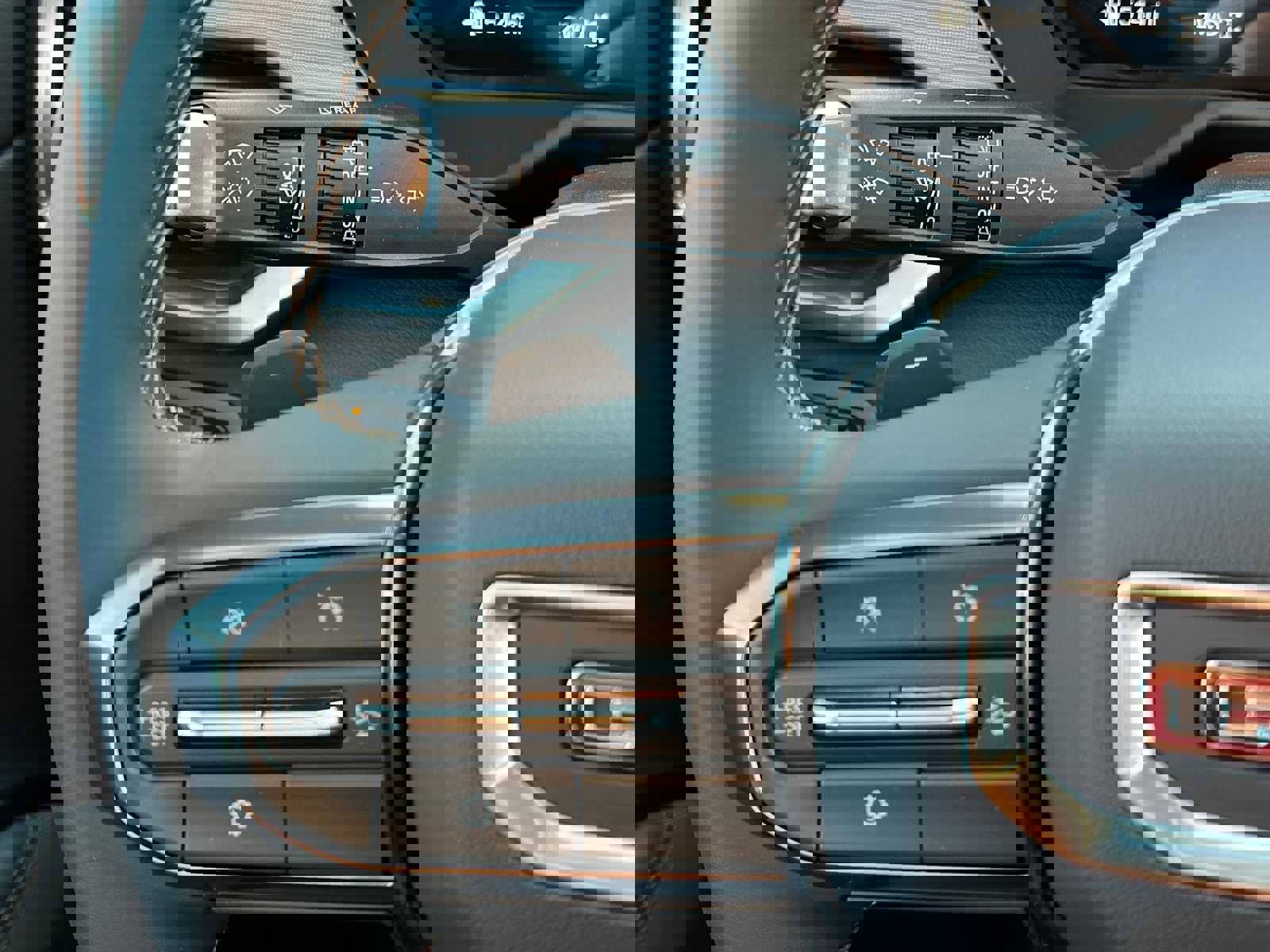 New 2026 GMC Acadia AT4 w/ LPO, Floor Liner Package image 36