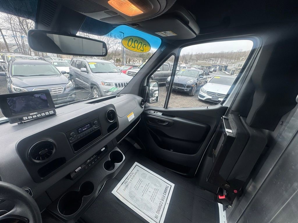 Used 2020 Mercedes-Benz Sprinter 2500 image 29