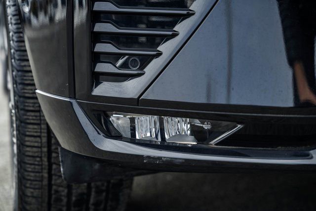 Used 2023 Volvo XC60 B5 Plus w/ Climate Package image 14