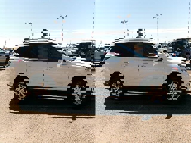 Used 2014 Chevrolet Traverse LT w/ LPO, 'HIT The Road' Package image 6